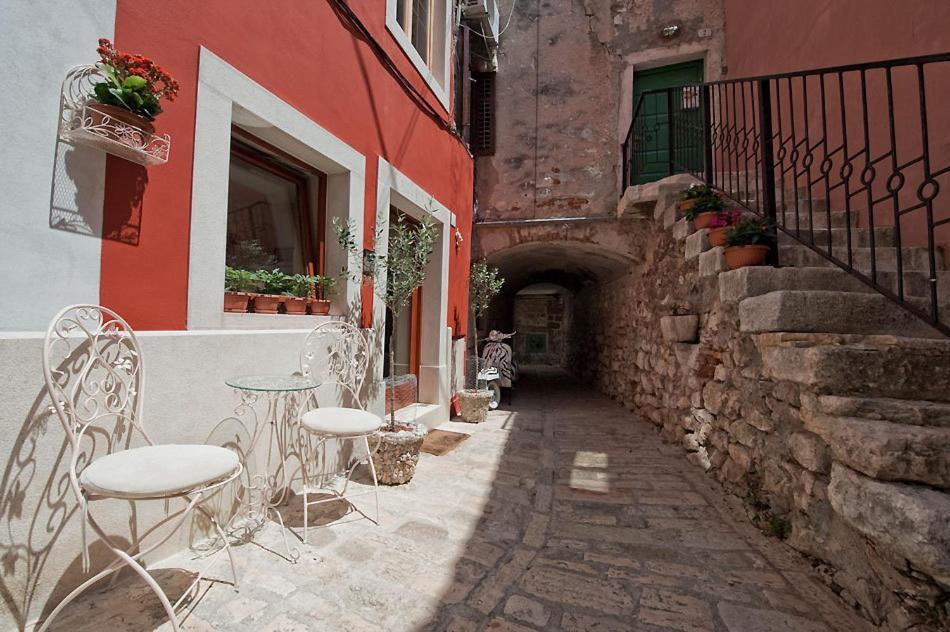 Apartments Villa Markiz Rovinj Exterior photo